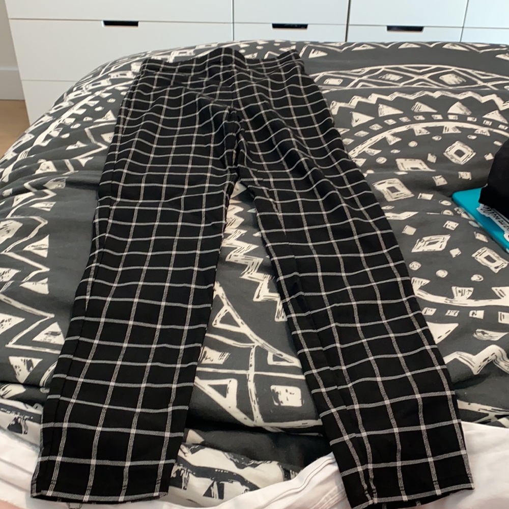 checkered leggings
